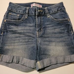 No Boundaries Jean Shorts sz 3